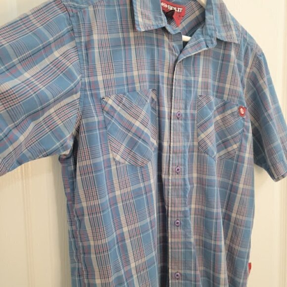 Split Men's Short Sleeve Button Down Classic Blue Plaid Print - Picture 9 of 11